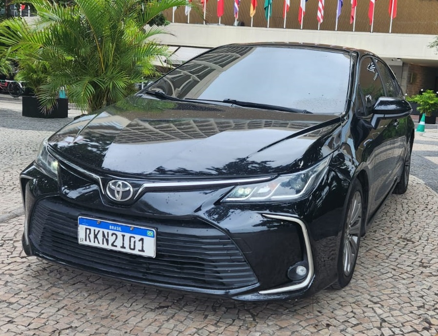 Corolla Black